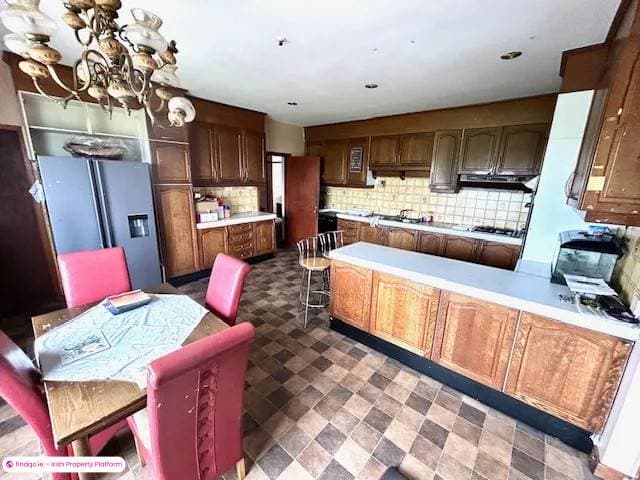 Detached house for Sale in Ennis, Clare