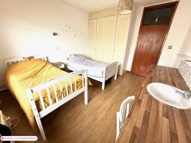 Detached house for Sale in Ennis, Clare