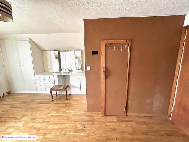 Detached house for Sale in Ennis, Clare