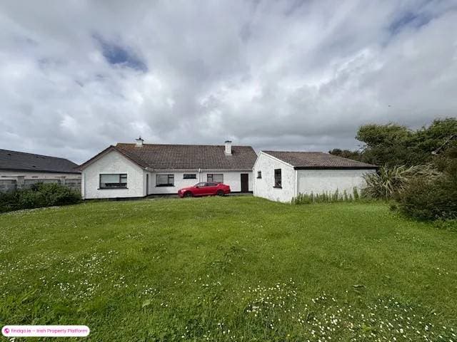 Detached house for Sale in Miltown Malbay, Clare