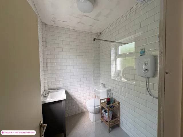 Detached house for Sale in Ennis, Clare