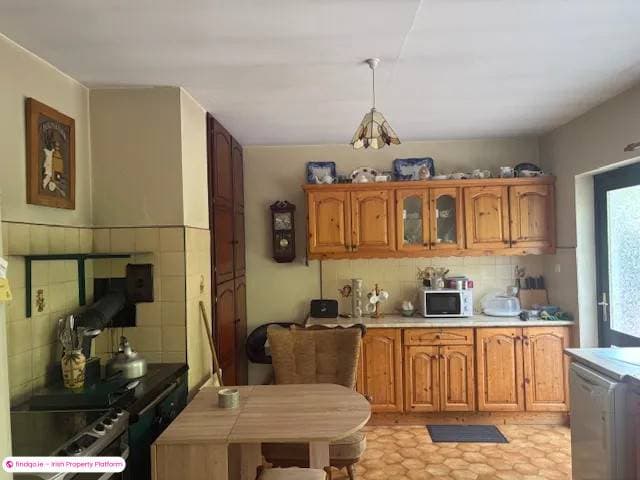 Detached house for Sale in Ennis, Clare