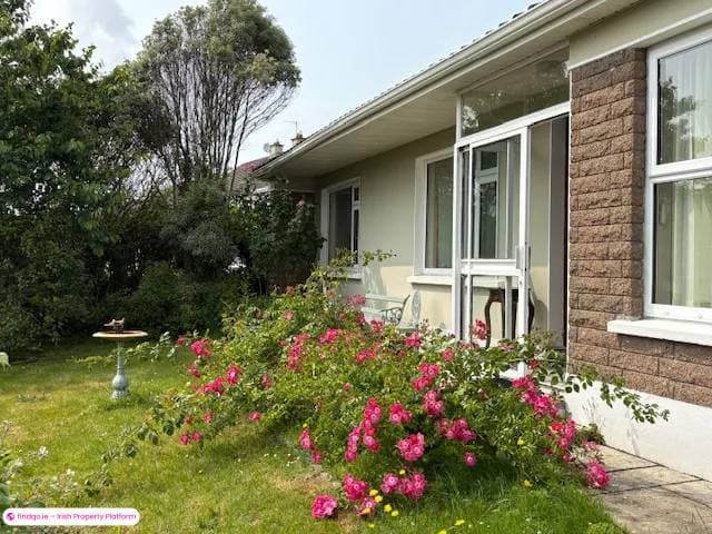 Detached house for Sale in Ennis, Clare