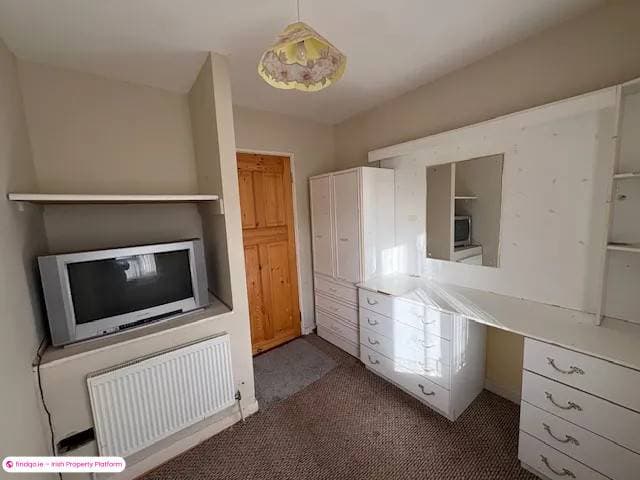 Terraced house for Sale in Ennis, Clare