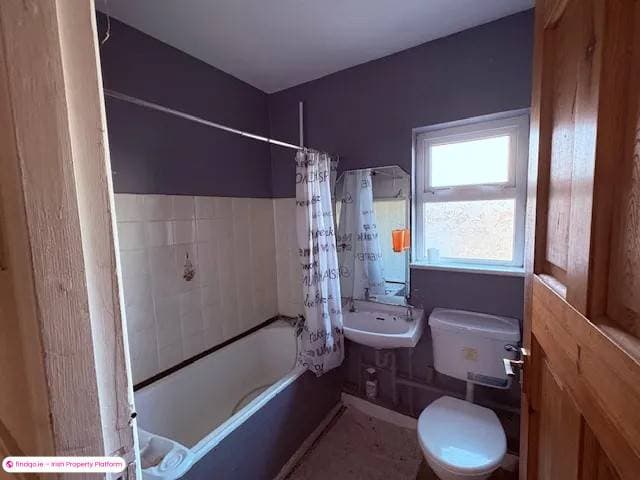 Terraced house for Sale in Ennis, Clare