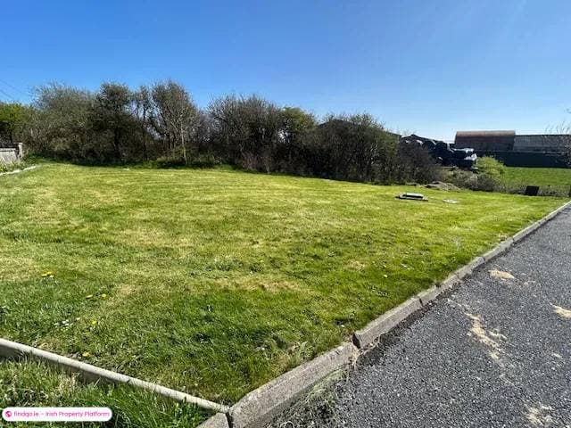 Detached house for Sale in Ennis, Clare