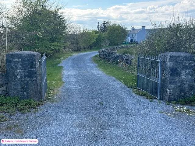 Detached house for Sale in Ennis, Clare
