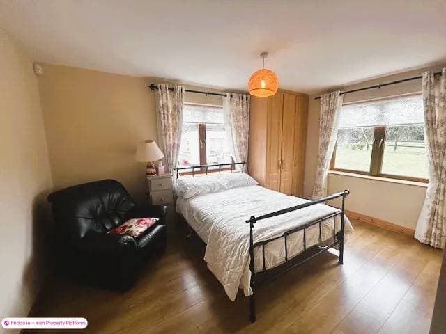 Detached house for Sale in Ennis, Clare