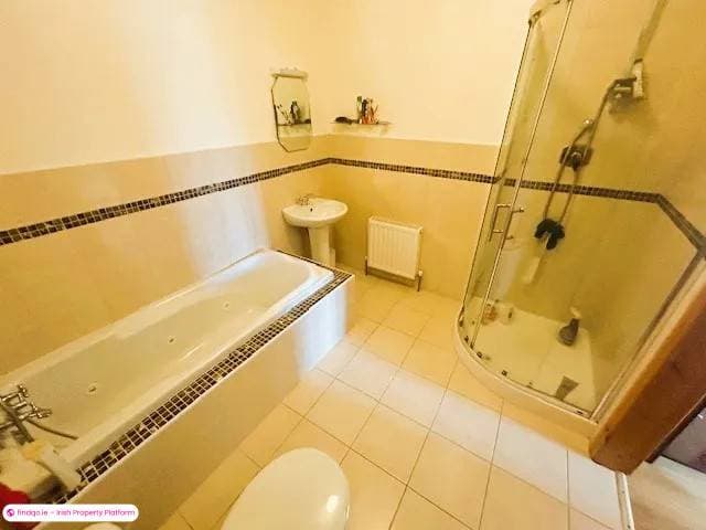 Detached house for Sale in Ennis, Clare