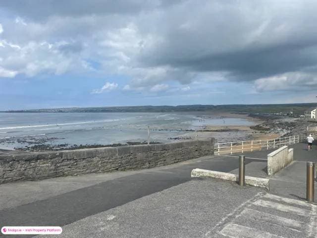 Detached house for Sale in Ennis, Clare