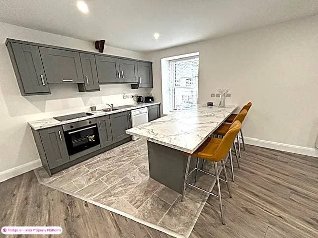 End of terrace house for Sale in Ennis, Clare