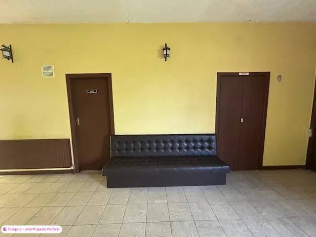 Semi-detached house for Sale in Ennis, Clare