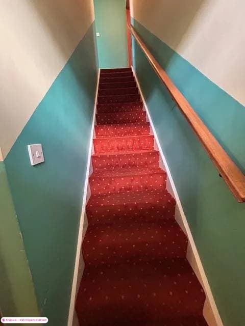 Semi-detached house for Sale in Ennis, Clare