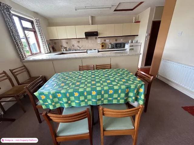 Semi-detached house for Sale in Ennis, Clare