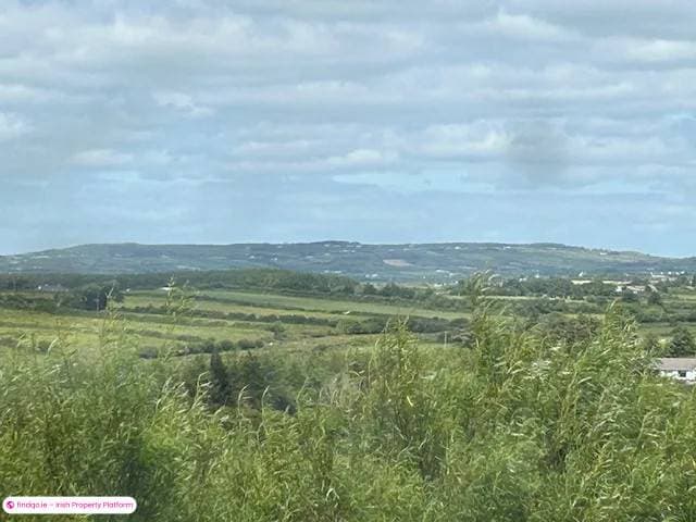 Semi-detached house for Sale in Ennis, Clare