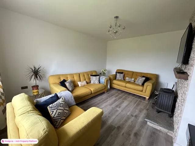 Detached house for Sale in Ennis, Clare