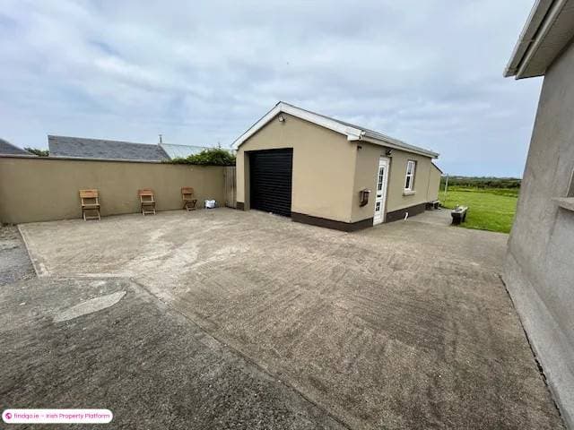 Detached house for Sale in Ennis, Clare
