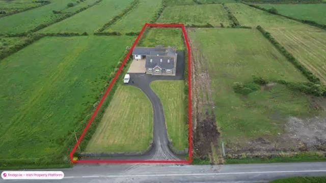 Detached house for Sale in Doonbeg, Clare
