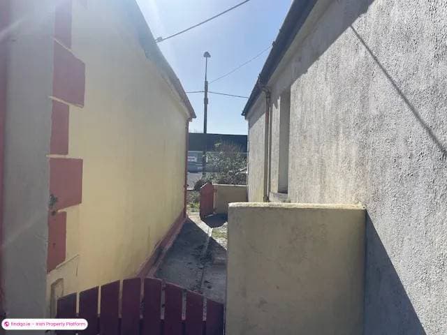 Detached house for Sale in Ennis, Clare