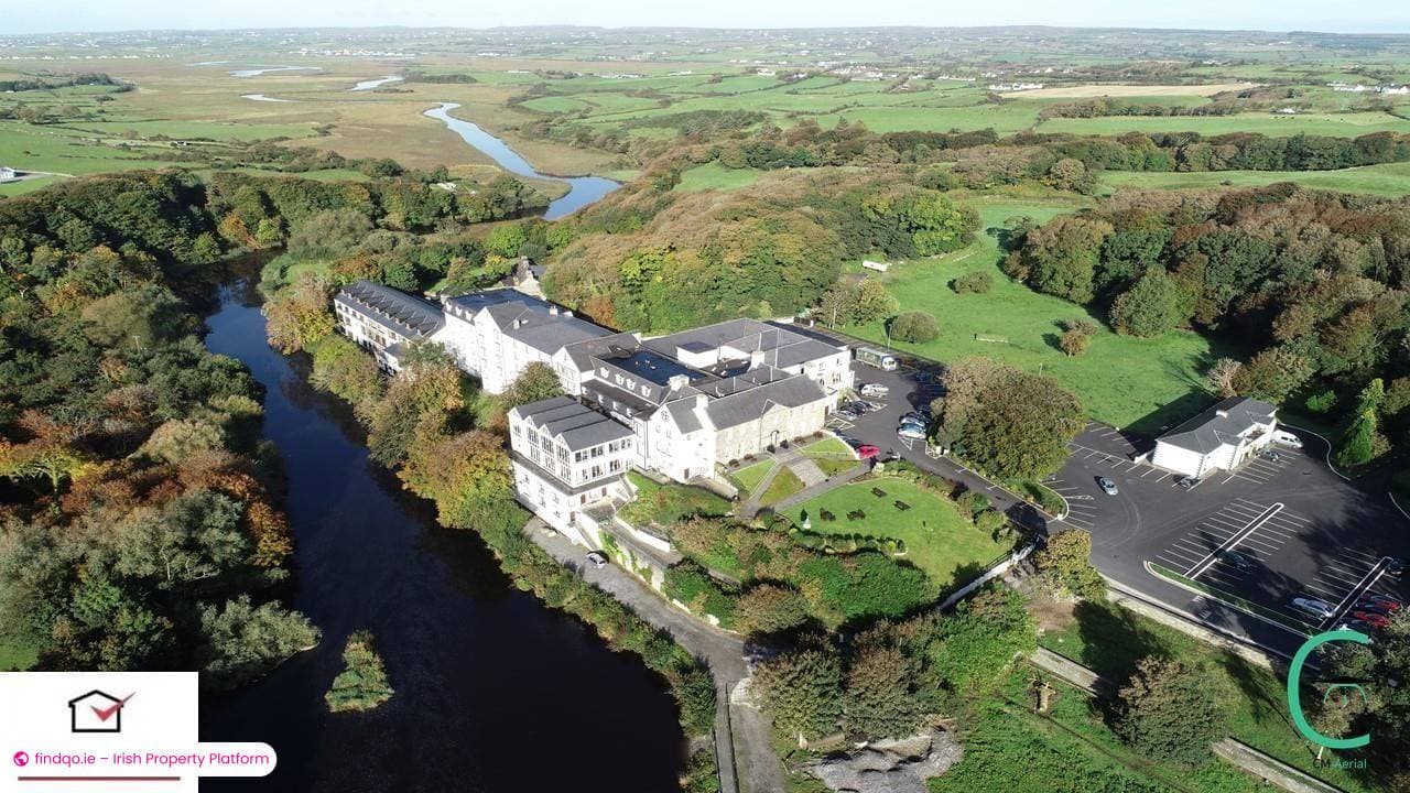 Detached house for Sale in Ennis, Clare