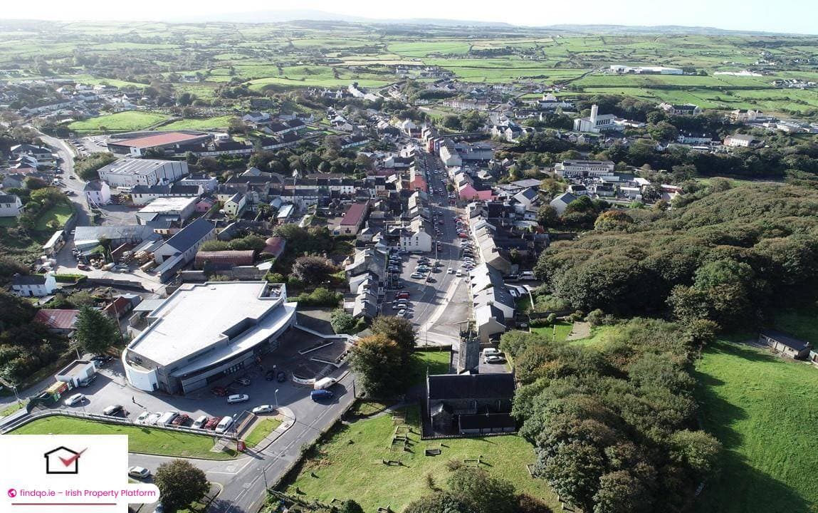 Detached house for Sale in Ennis, Clare