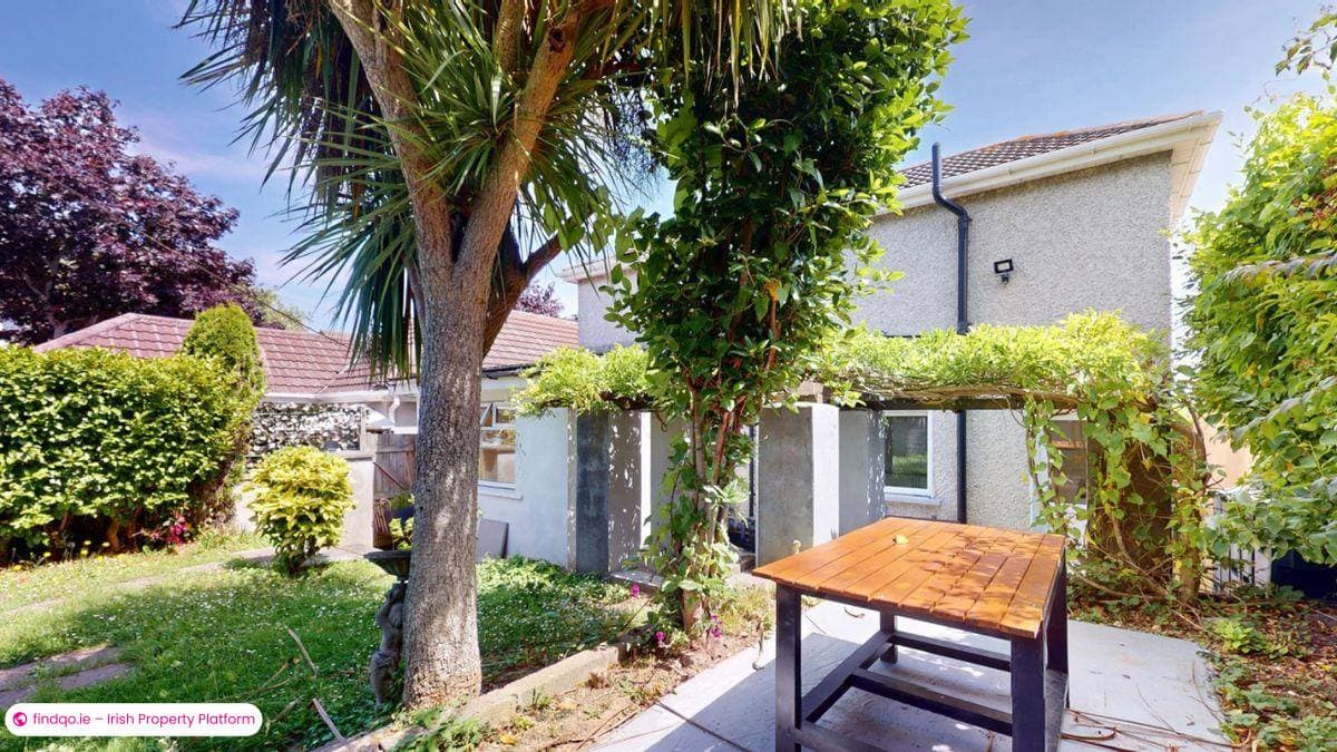 Detached house for Sale in Portmarnock, Dublin (County)