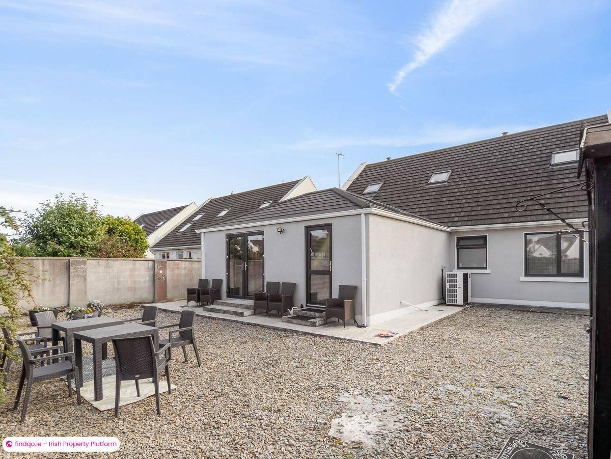 Detached house for Sale in Carna, Galway, H91 YWD3