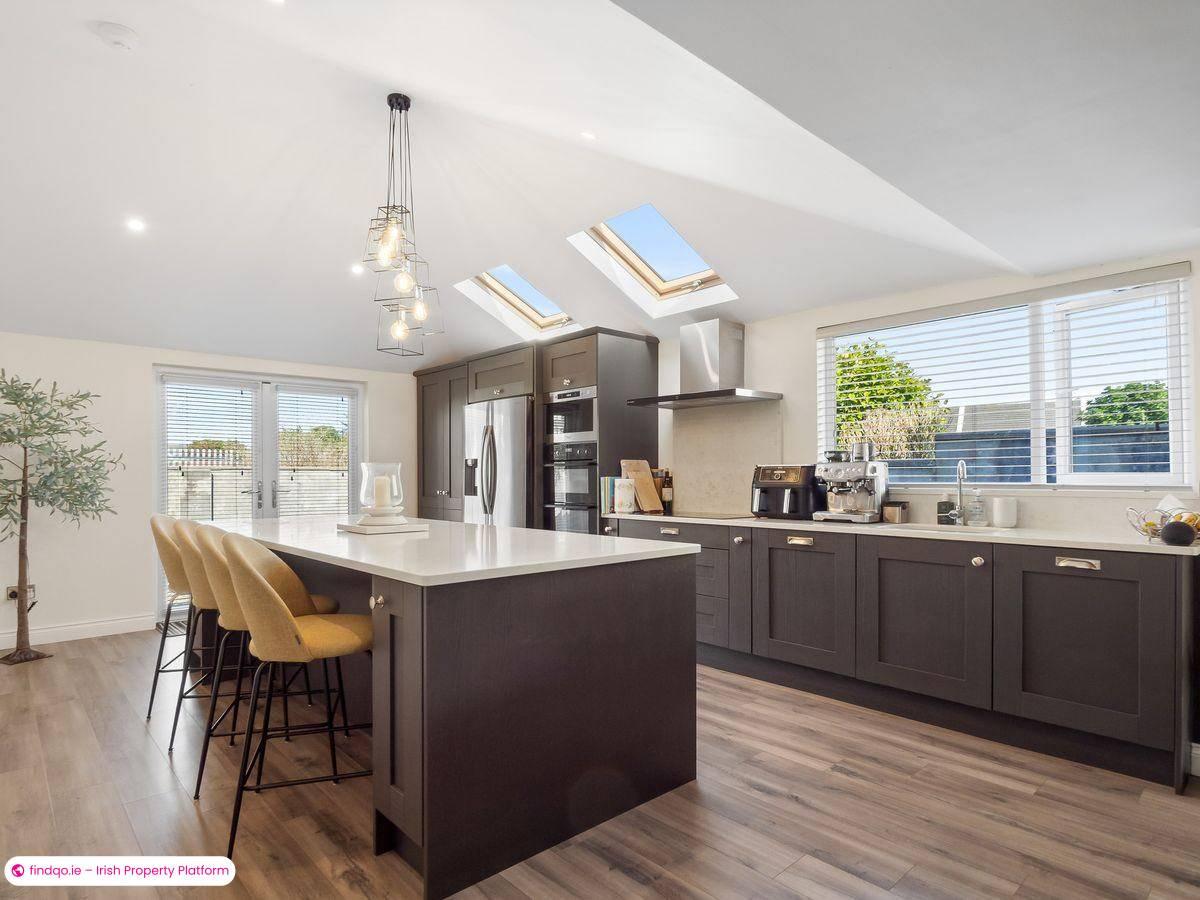 Detached house for Sale in Carna, Galway, H91 YWD3