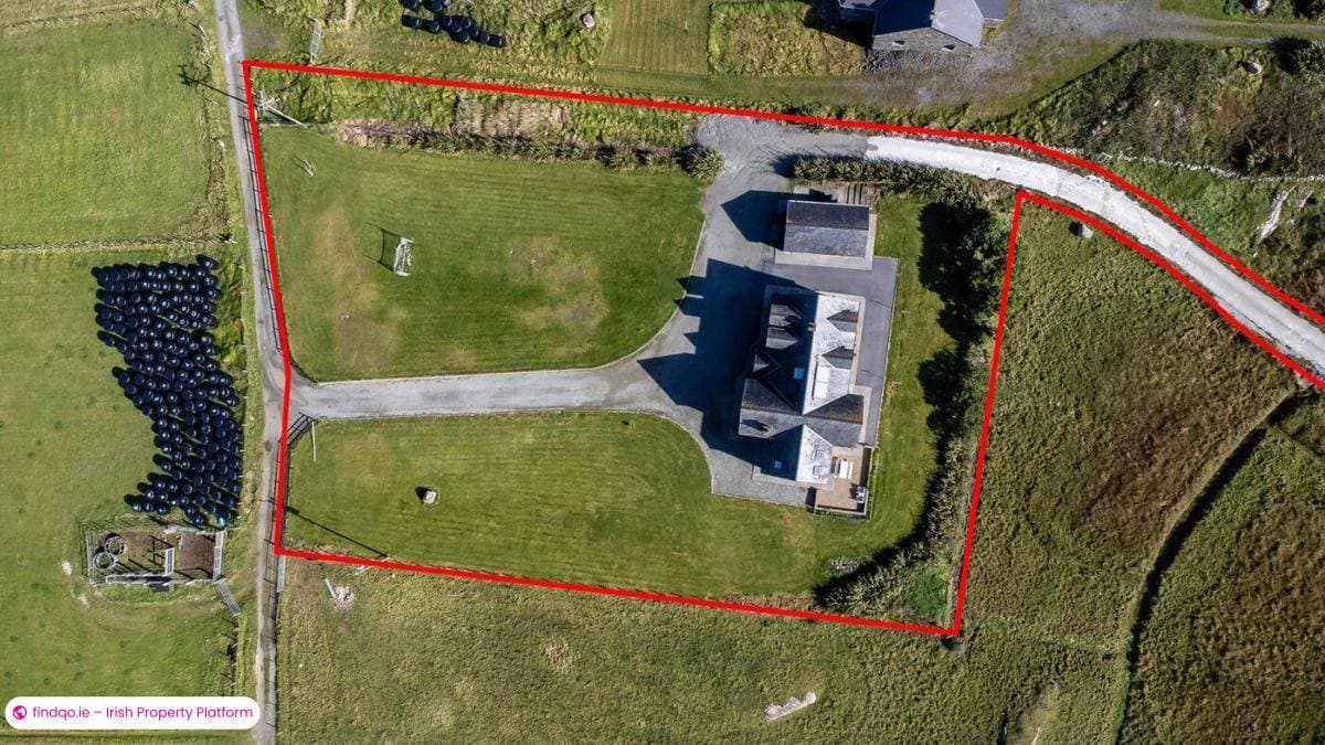 Detached house for Sale in Cleggan, Galway, H71 F857