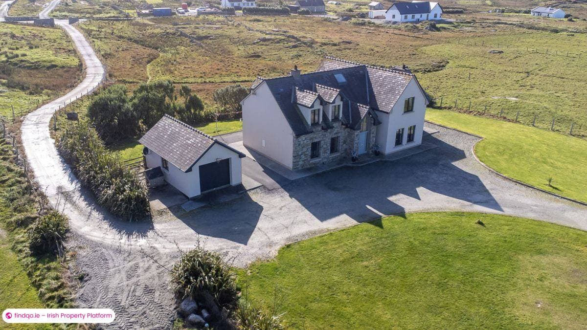 Detached house for Sale in Cleggan, Galway, H71 F857