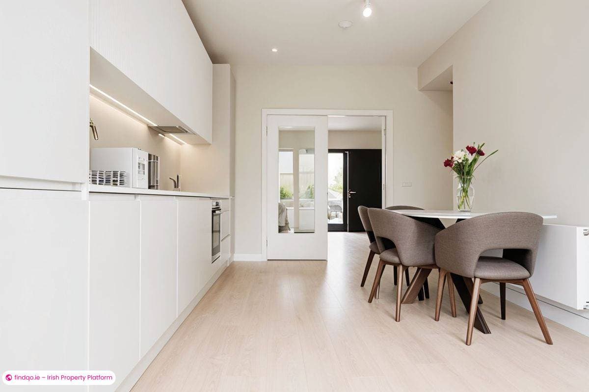 Terraced house for Sale in Dublin 18