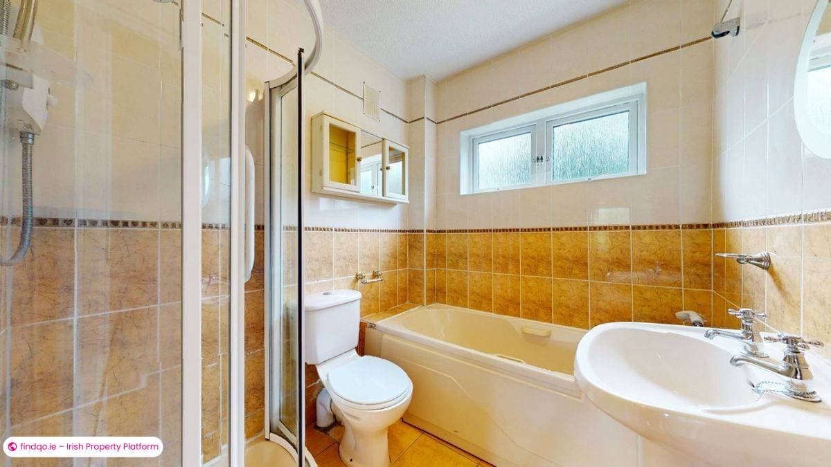 Semi-detached house for Sale in Swords, Dublin (County)