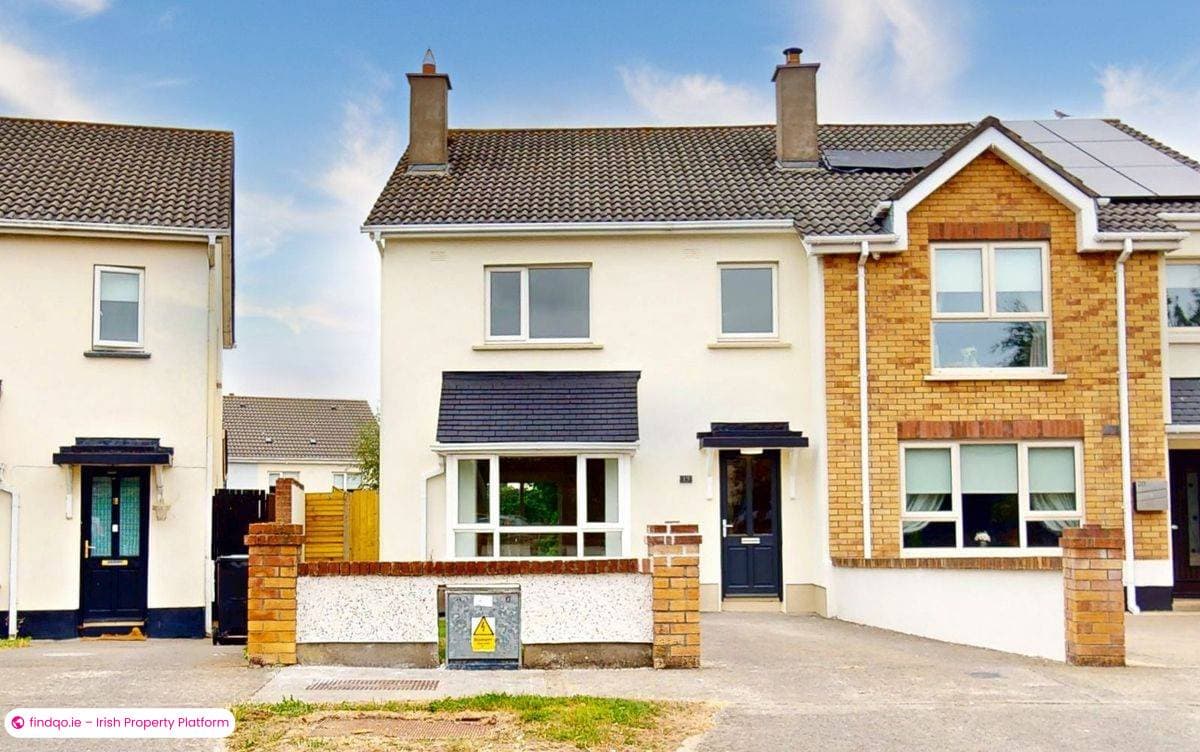 Semi-detached house for Sale in Swords, Dublin (County)