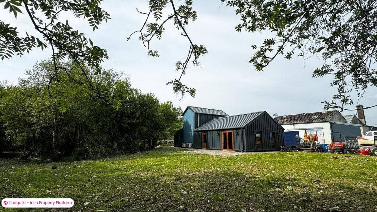 Industrial Unit for Rent in Durrus, Cork