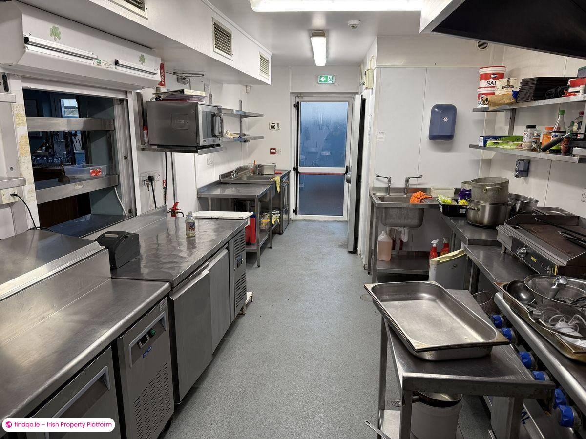 Restaurant / Bar / Hotel for Rent in Dingle, Kerry