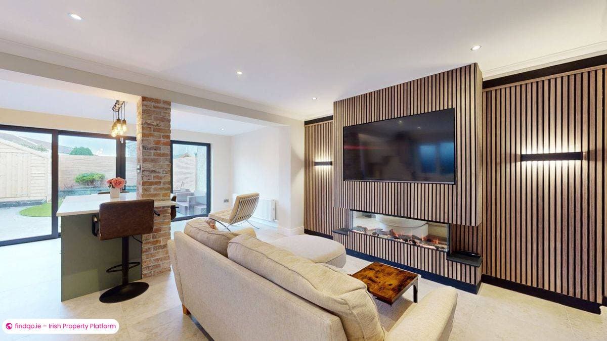 Semi-detached house for Sale in Swords, Dublin (County)