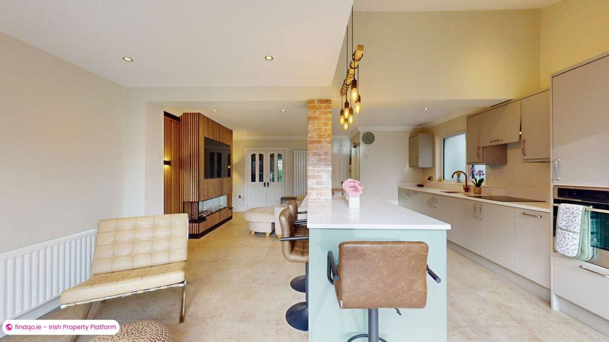 Semi-detached house for Sale in Swords, Dublin (County)