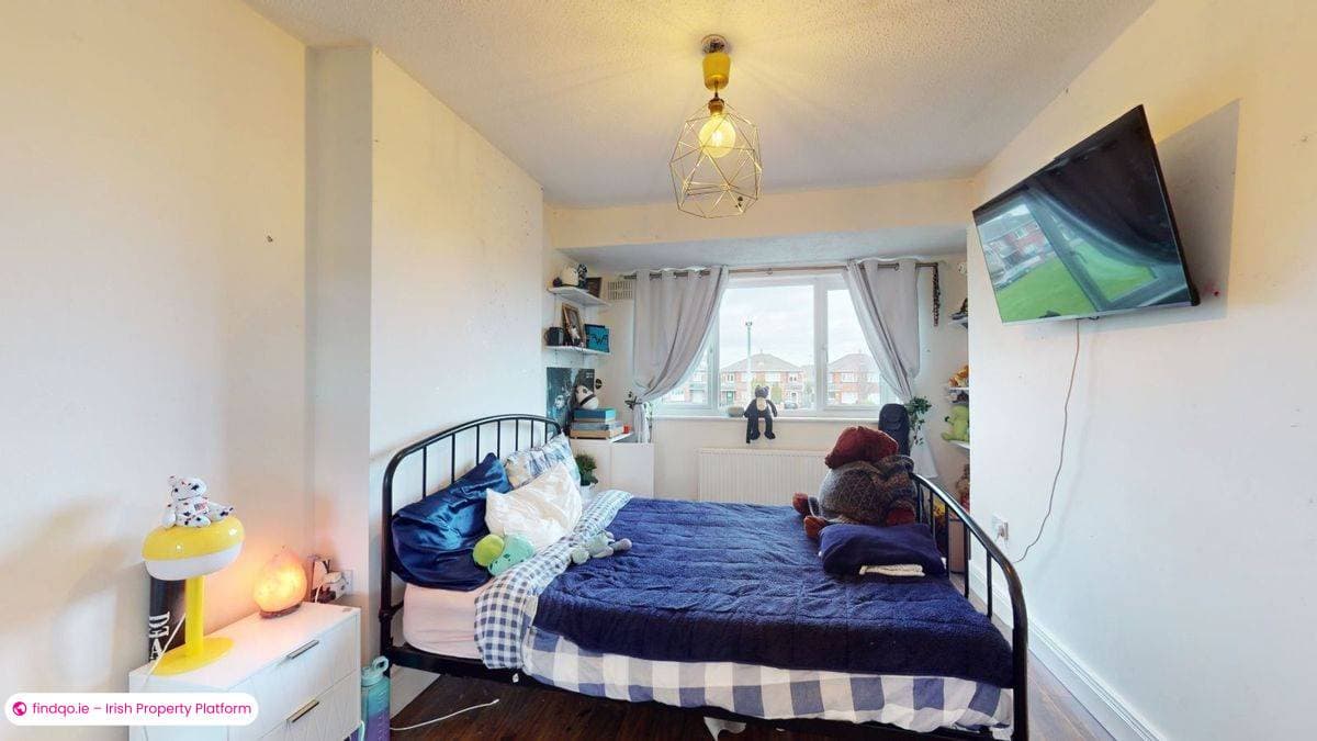 Semi-detached house for Sale in Swords, Dublin (County)