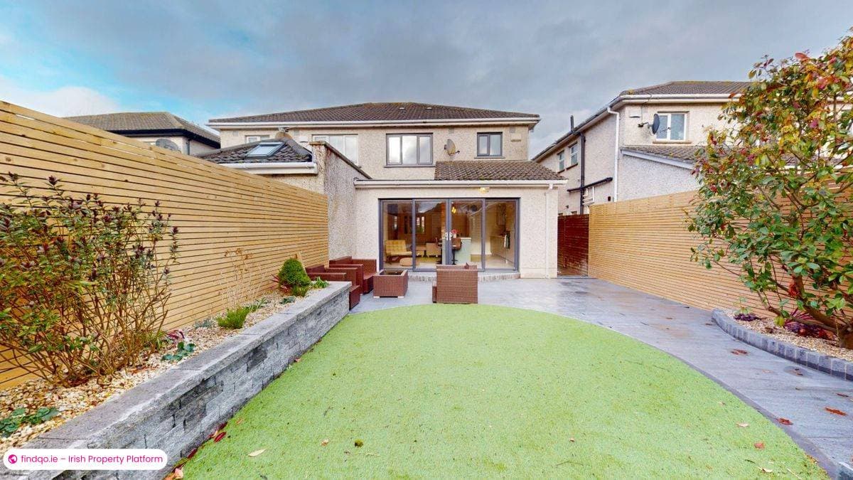 Semi-detached house for Sale in Swords, Dublin (County)