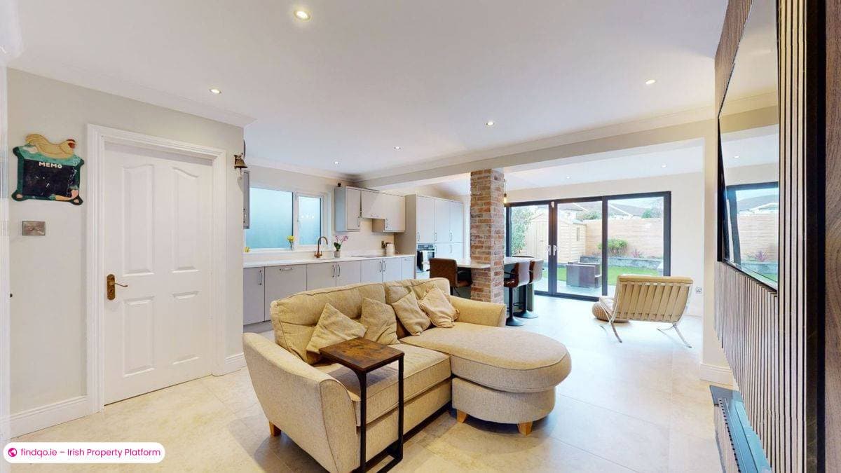 Semi-detached house for Sale in Swords, Dublin (County)