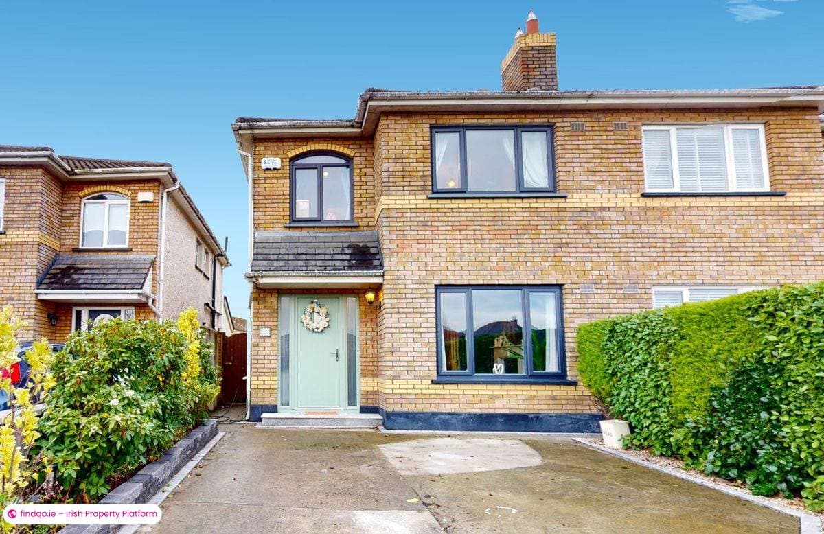 Semi-detached house for Sale in Swords, Dublin (County)