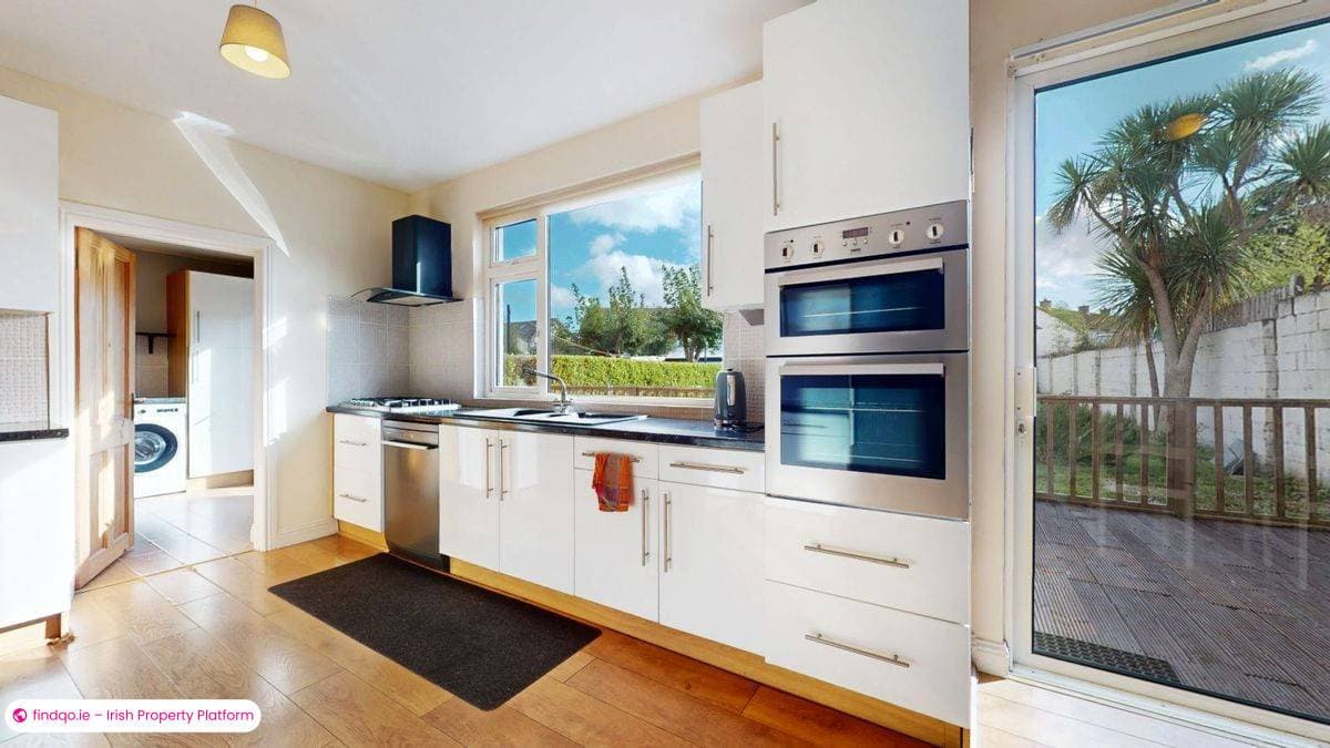 Detached house for Sale in Dublin 5