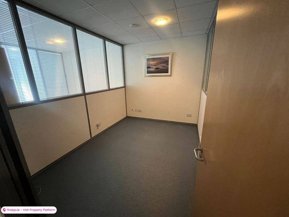 Retail Unit for Rent in Listowel, Kerry