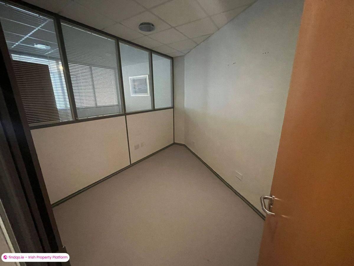 Retail Unit for Rent in Listowel, Kerry