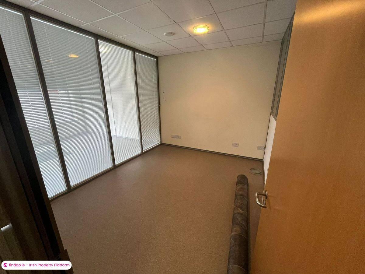 Retail Unit for Rent in Listowel, Kerry