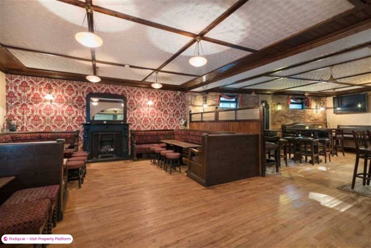 Restaurant / Bar / Hotel for Rent in Ballyjamesduff, Cavan