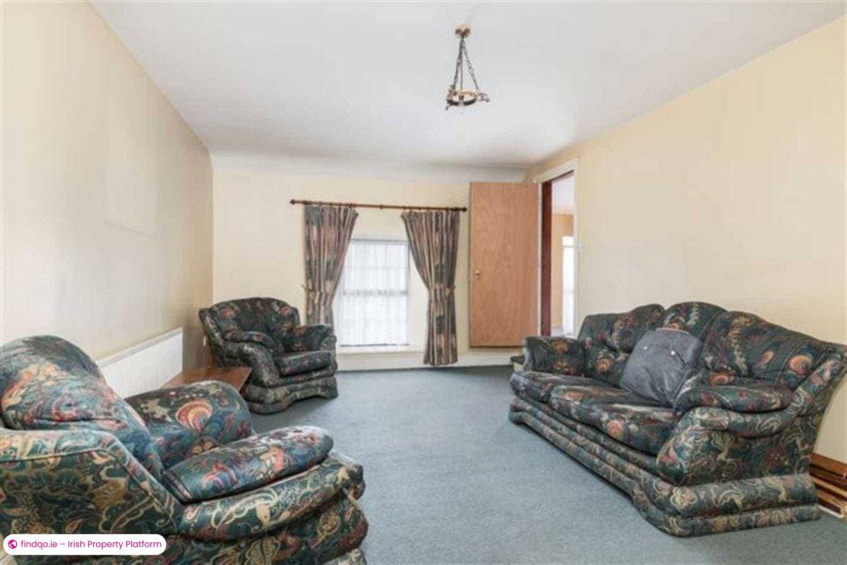 Restaurant / Bar / Hotel for Rent in Ballyjamesduff, Cavan