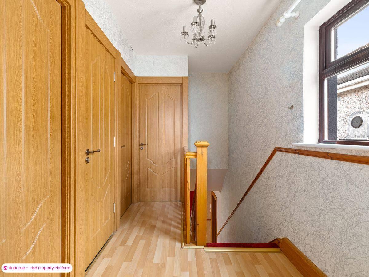 Semi-detached house for Sale in Dublin 16