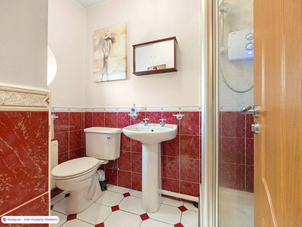 Semi-detached house for Sale in Dublin 16