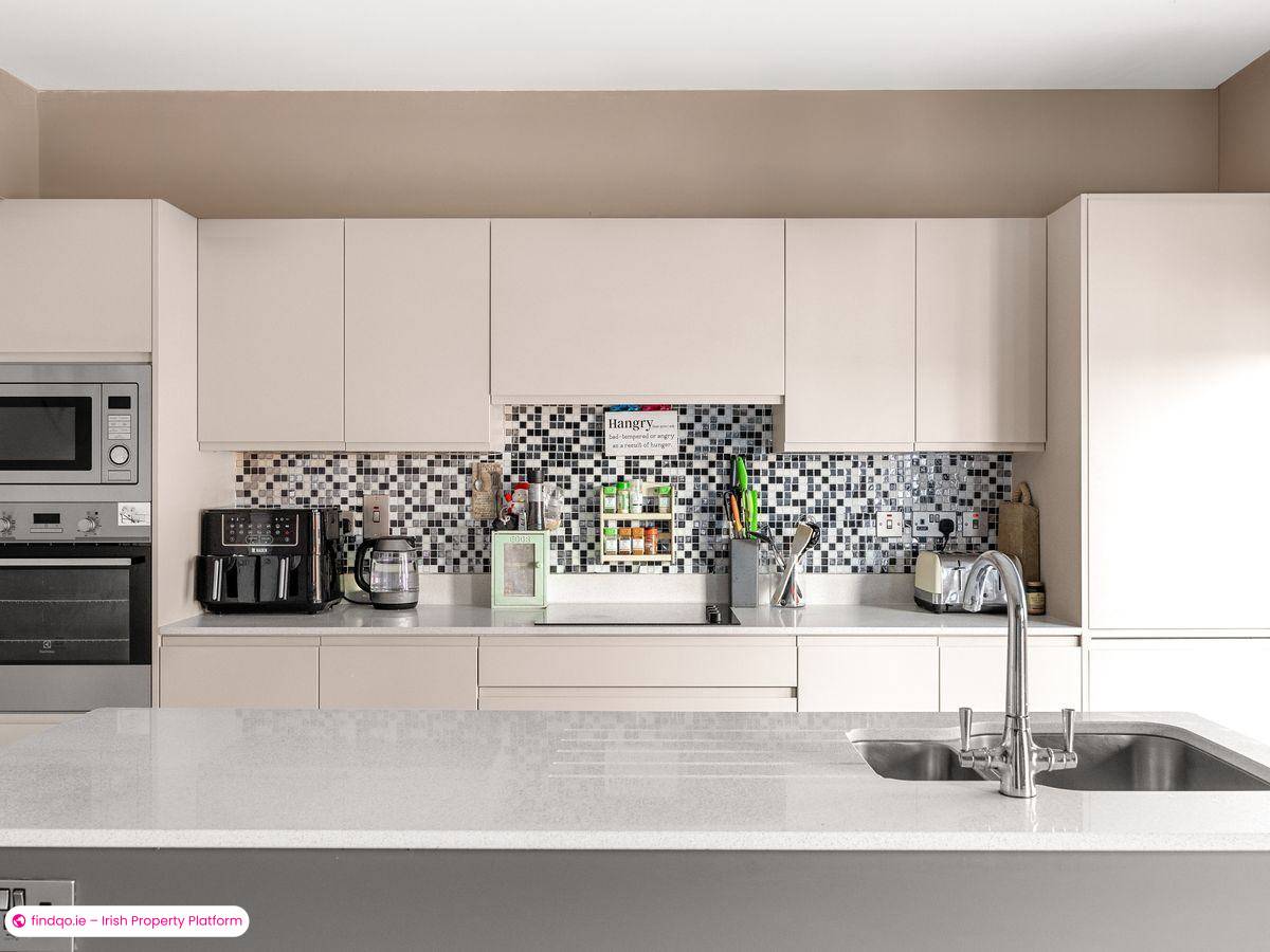 Terraced house for Sale in Dublin 16